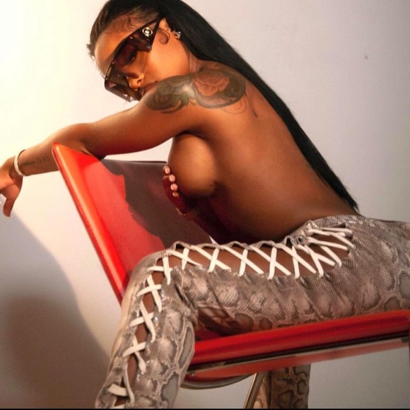 Snake print lace up pants - Picture 2 of 2